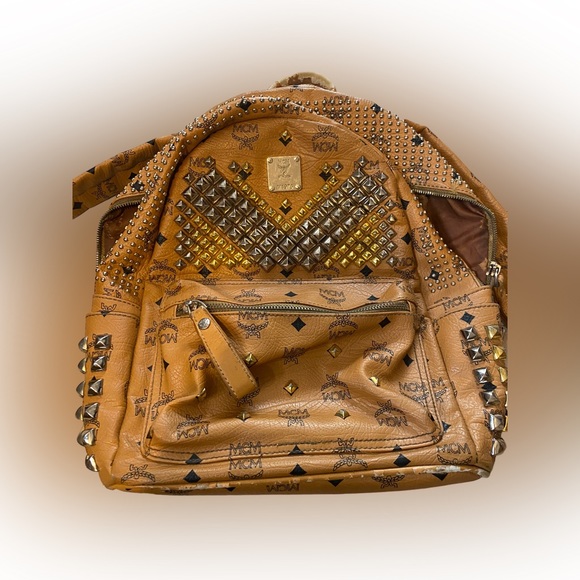 ๐MCM Cognac Silver & Gold Studded Medium Backpack *Used* M1976 See Photos - Picture 6 of 16